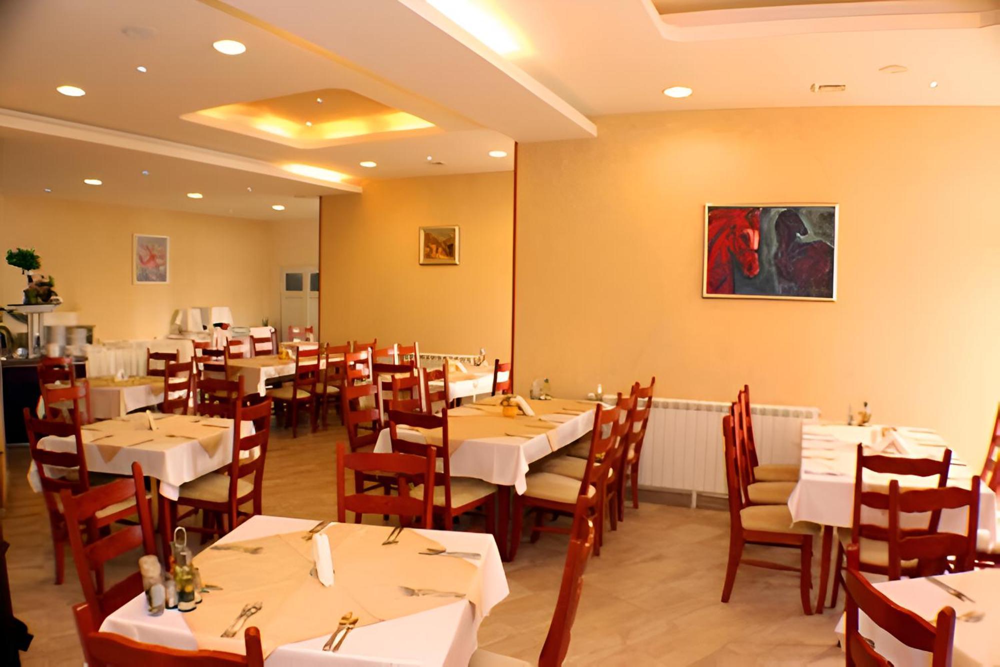 Dafovska Hotel Pamporovo Ngoại thất bức ảnh